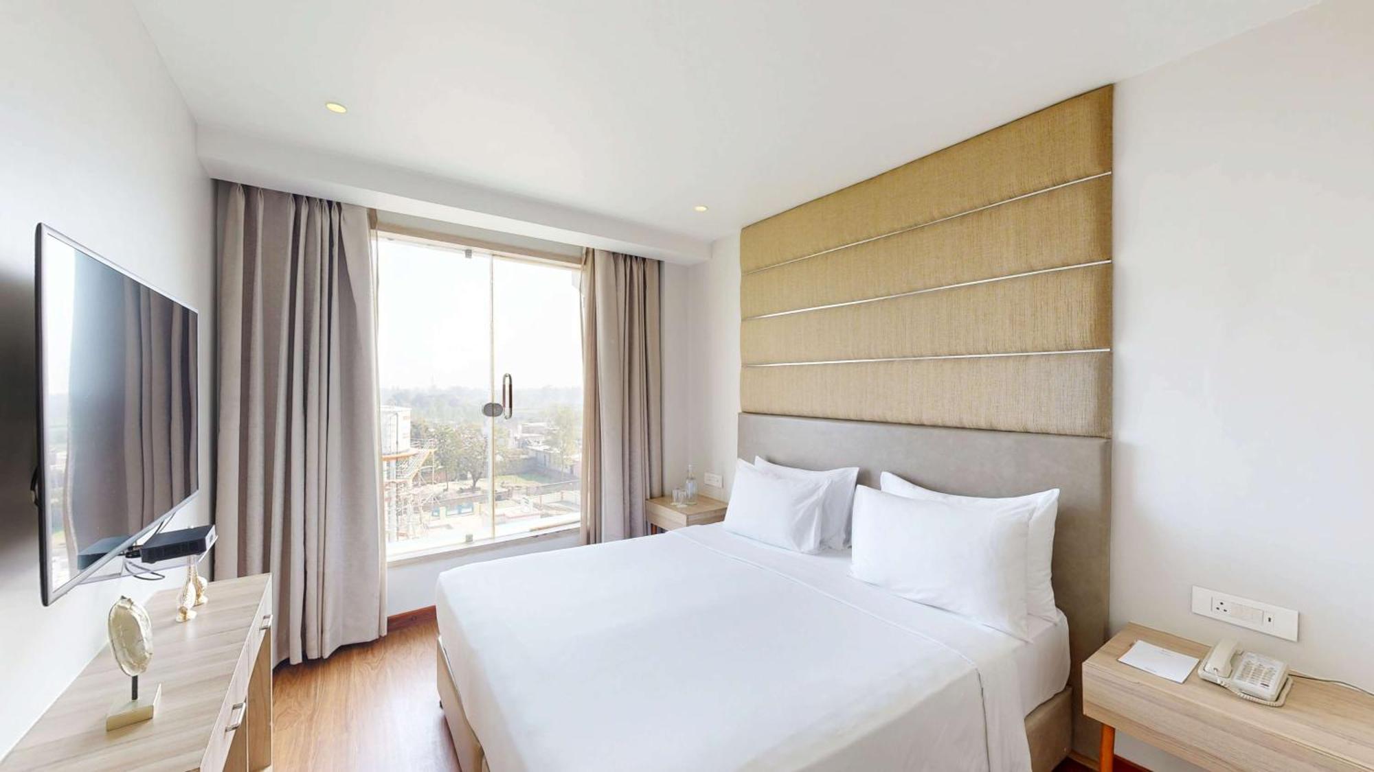 Radisson Hotel Bareilly Airport Extérieur photo