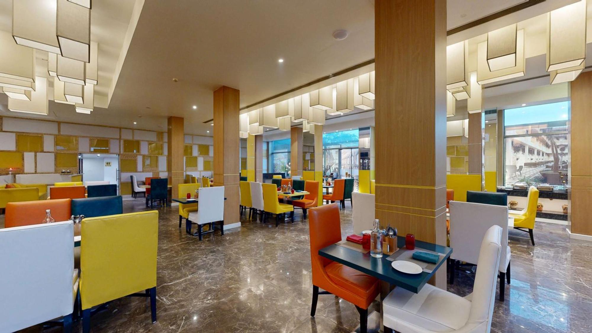 Radisson Hotel Bareilly Airport Extérieur photo